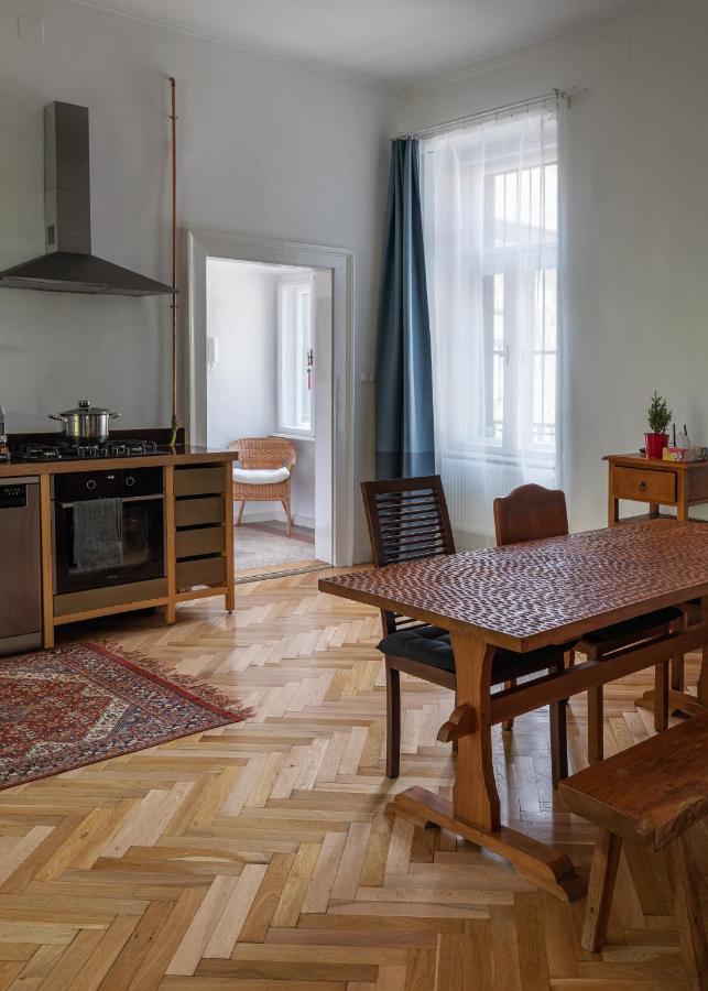 Bright & Spacious Loft With Basilica View Будапеща Екстериор снимка