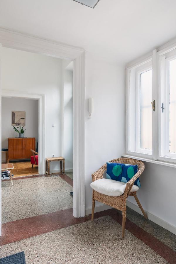 Bright & Spacious Loft With Basilica View Будапеща Екстериор снимка