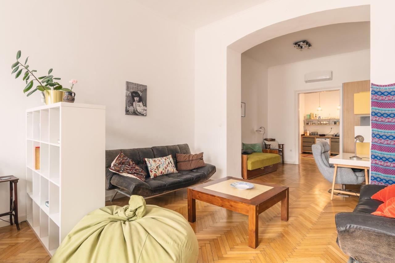 Bright & Spacious Loft With Basilica View Будапеща Екстериор снимка