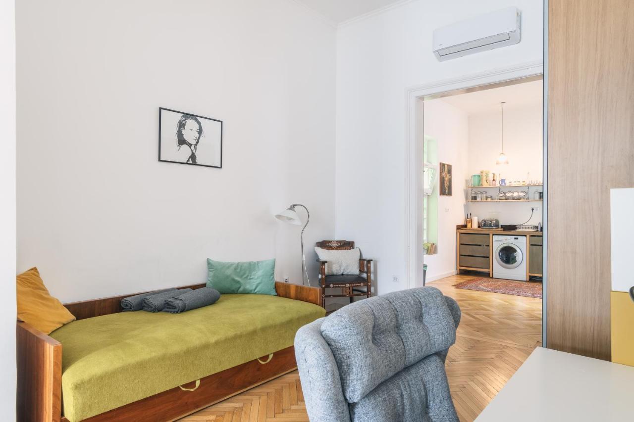 Bright & Spacious Loft With Basilica View Будапеща Екстериор снимка