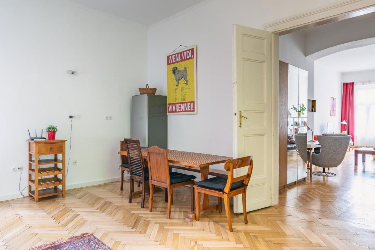 Bright & Spacious Loft With Basilica View Будапеща Екстериор снимка