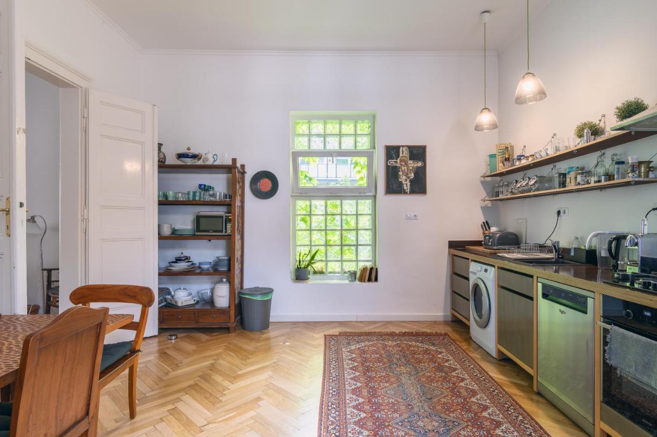 Bright & Spacious Loft With Basilica View Будапеща Екстериор снимка